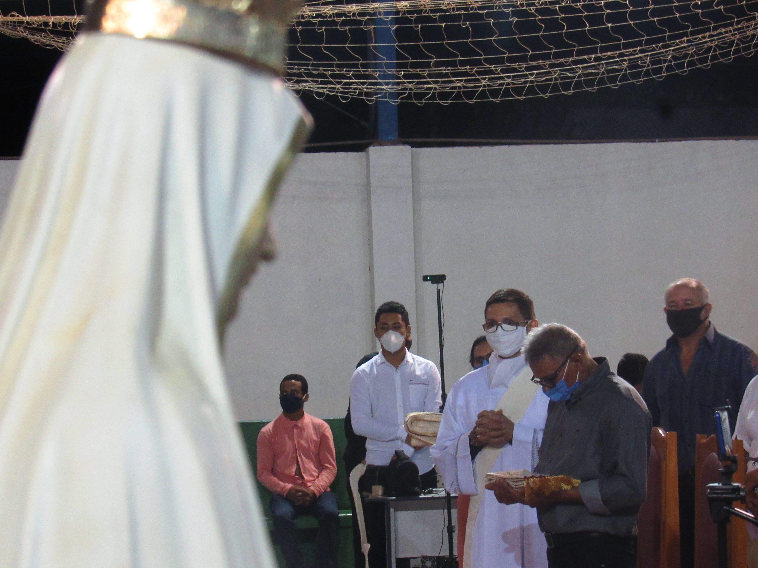 Ordenação Presbiteral do Diácono Irlas Soares das Virgens é realizada na Paróquia Cristo Rei em Pacajá/PA — imagem 2