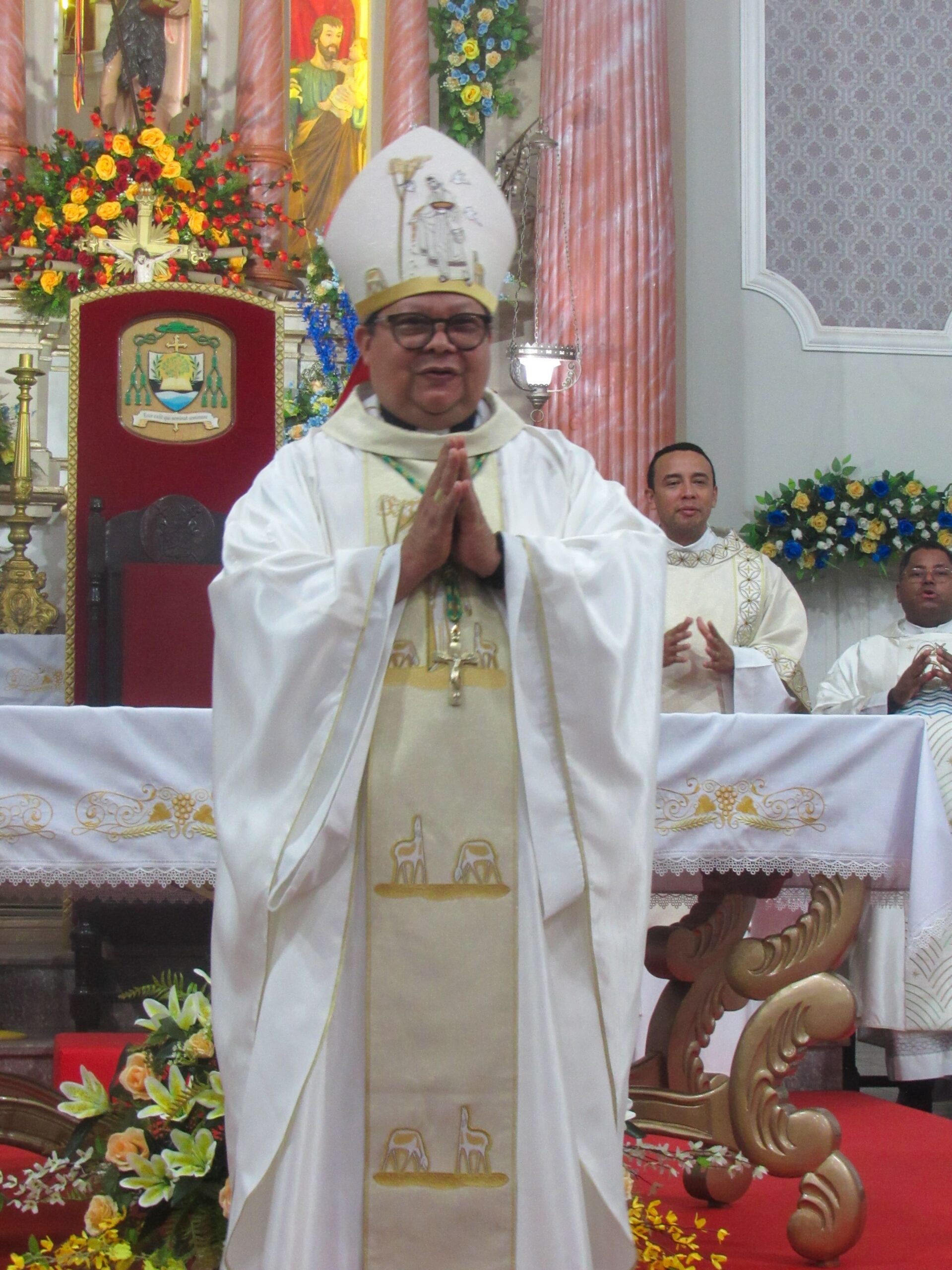 Com as mãos cheias de sementes, Dom Ivanildo celebra 2 anos de Episcopado — imagem 4